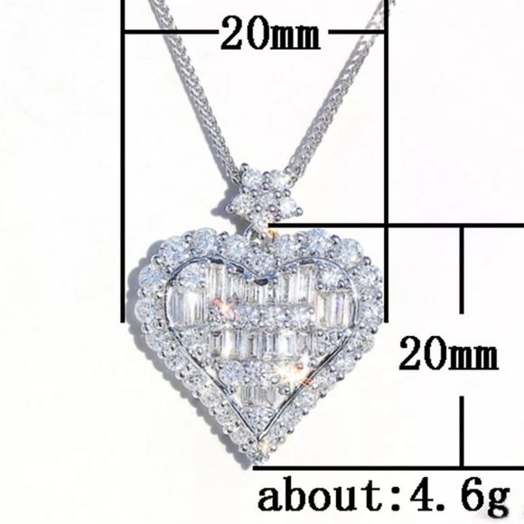 🎀18k Aesthetic Diamond Heart Pendant - Picture 5 of 7